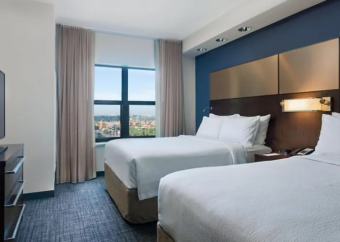 By Marriott Downtown/university Tempe
