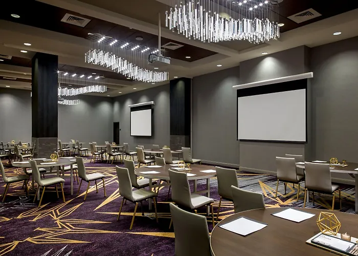 By Marriott Downtown/university 3* Tempe