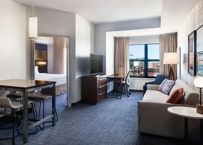 By Marriott Downtown/university