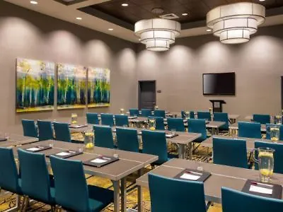 Hotel By Marriott Downtown/university